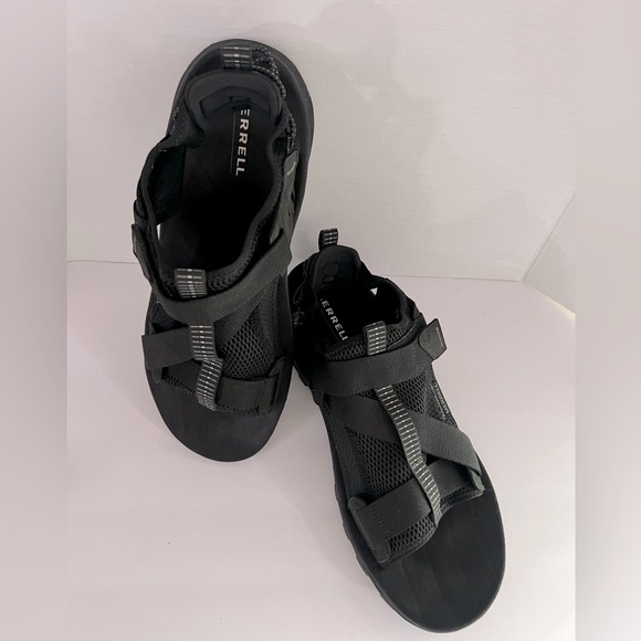 Men’s Merrell Mesh Sandals - Picture 2 of 7
